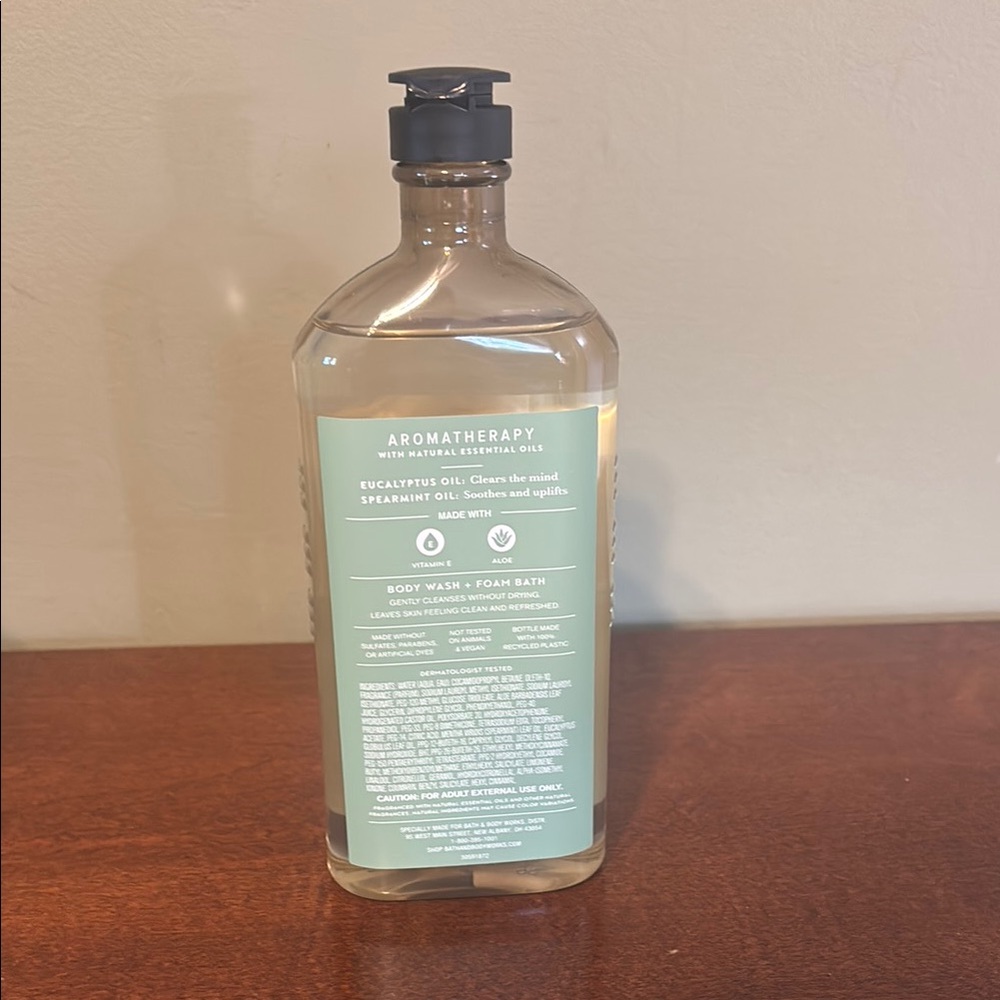 Bath & Body Works stresses releif Moisturizer & Body wash - Picture 5 of 12